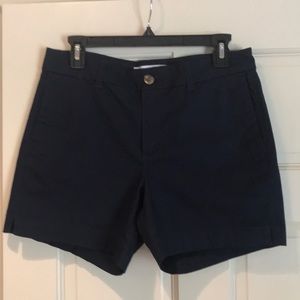 Women’s navy Old Navy shorts, size 6